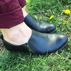 Black leather Sonoma low heels, women’s 8.5